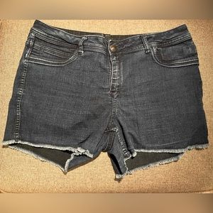 Women’s Faded Glory Reversible Mock Denim Shorts